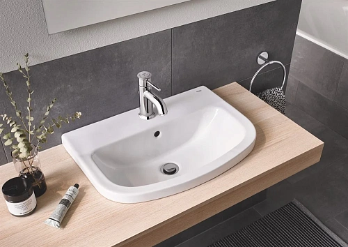 Смеситель для раковины GROHE Start Classic с донным клапаном, хром (23810000) Смеситель для раковины GROHE Start Classic с донным клапаном, хром (23810000)