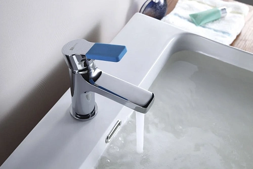 Смеситель для раковины Lemark Aura LM0606C , хром Смеситель для раковины Lemark Aura LM0606C , хром