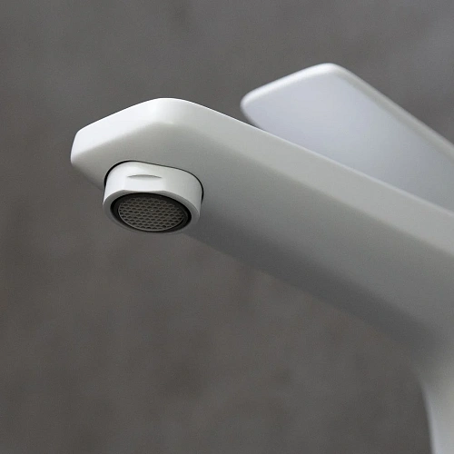 Смеситель для раковины Lemark Bronx LM3706MW монолитный, белый/матовый Смеситель для раковины Lemark Bronx LM3706MW монолитный, белый/матовый