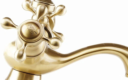 Смеситель для раковины Lemark Jasmine (LM6646B) Смеситель для раковины Lemark Jasmine (LM6646B)