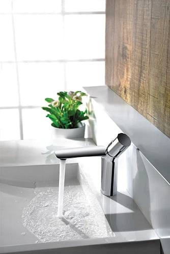 Смеситель для раковины Lemark Wing (LM5306C) Смеситель для раковины Lemark Wing (LM5306C)