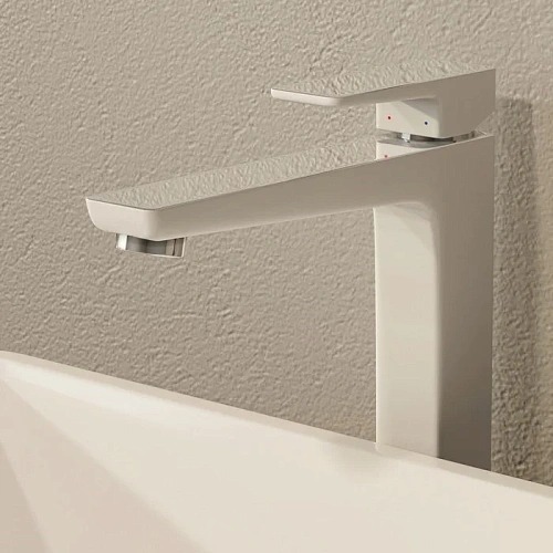 Смеситель для раковины OMNIRES PARMA PM7412CRB (хром/белый) Смеситель для раковины OMNIRES PARMA PM7412CRB (хром/белый)