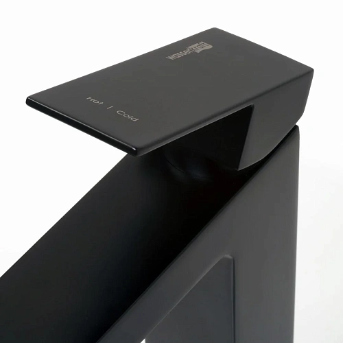 Смеситель для раковины WasserKRAFT Abens 2003H черный Смеситель для раковины WasserKRAFT Abens 2003H черный