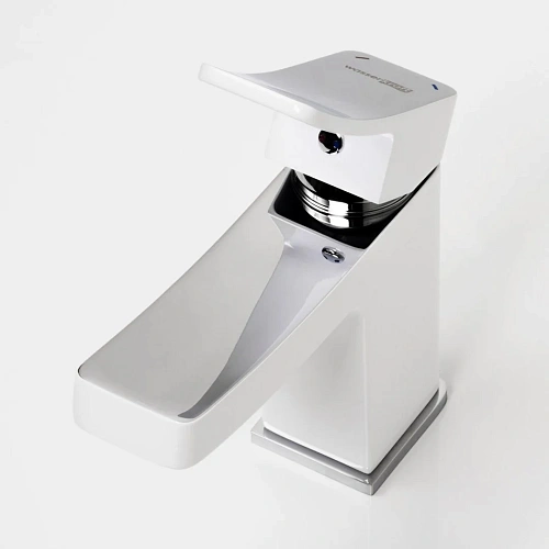 Смеситель для раковины WasserKRAFT Aller 1063WHITE белый/хром Смеситель для раковины WasserKRAFT Aller 1063WHITE белый/хром