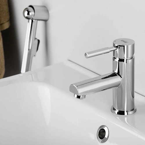 Смеситель для раковины WasserKRAFT Main 4108 с гигиенической лейкой хром Смеситель для раковины WasserKRAFT Main 4108 с гигиенической лейкой хром