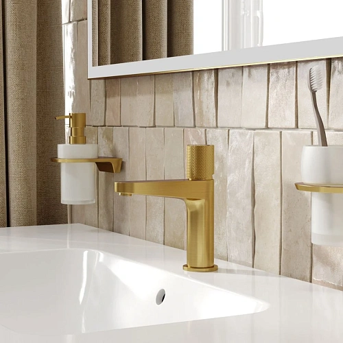 Смеситель для раковины WasserKRAFT Schunter 8203 золото Смеситель для раковины WasserKRAFT Schunter 8203 золото