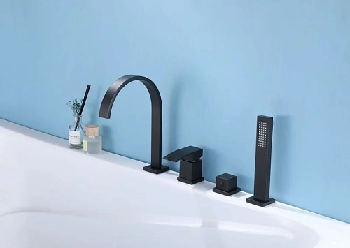 Смеситель на борт ванны ABBER Wasserfall AF8613B черный матовый Смеситель на борт ванны ABBER Wasserfall AF8613B черный матовый