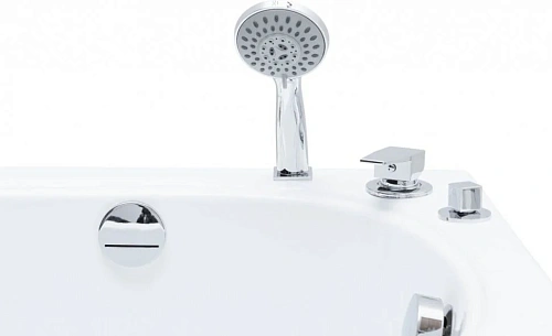 Смеситель на борт ванны Aquanet A10 00240552 Смеситель на борт ванны Aquanet A10 00240552