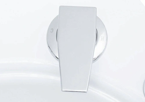 Смеситель на борт ванны Aquanet A11 00205037 Смеситель на борт ванны Aquanet A11 00205037