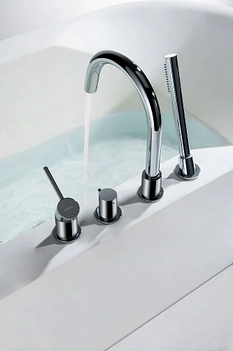 Смеситель на борт ванны Aquatek ЕВРОПА AQ1348CR Хром Смеситель на борт ванны Aquatek ЕВРОПА AQ1348CR Хром