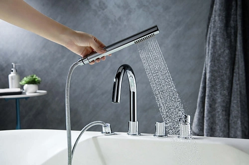 Смеситель на борт ванны Aquatek ЕВРОПА AQ1348CR Хром Смеситель на борт ванны Aquatek ЕВРОПА AQ1348CR Хром