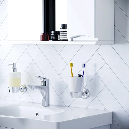 Стакан AM.PM Like A8034300 стеклянный, с настенным держателем Стакан AM.PM Like A8034300 стеклянный, с настенным держателем