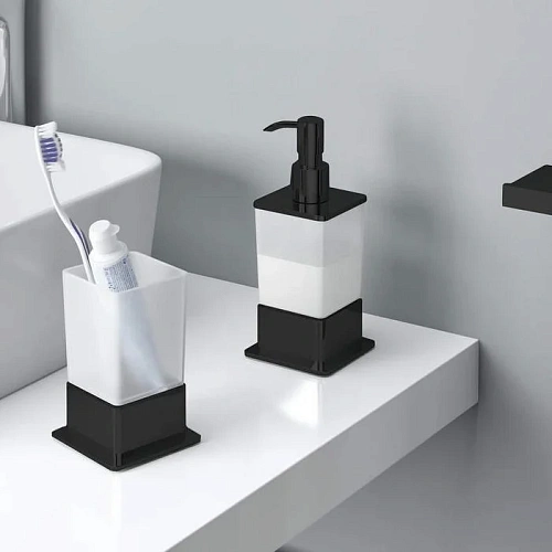 Стакан EXCELLENT Riko (черный) DOEX.1614BL Стакан EXCELLENT Riko (черный) DOEX.1614BL