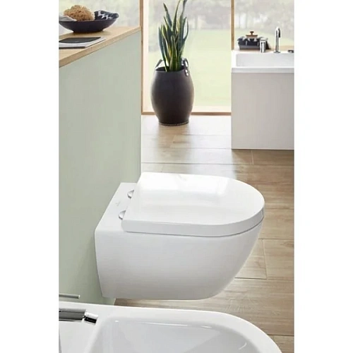 Унитаз подвесной Villeroy & Boch Subway 2.0 CeramicPlus 5614R0R1-GP с сиденьем Унитаз подвесной Villeroy & Boch Subway 2.0 CeramicPlus 5614R0R1-GP с сиденьем