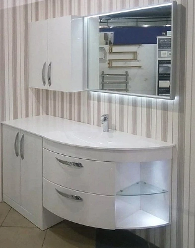 Шкаф De Aqua Трио Люкс 70 белый 00185075 Шкаф De Aqua Трио Люкс 70 белый 00185075