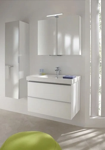 Шкаф-пенал Jacob Delafon Odeon Up EB873RU-Е5 светлый дуб Шкаф-пенал Jacob Delafon Odeon Up EB873RU-Е5 светлый дуб