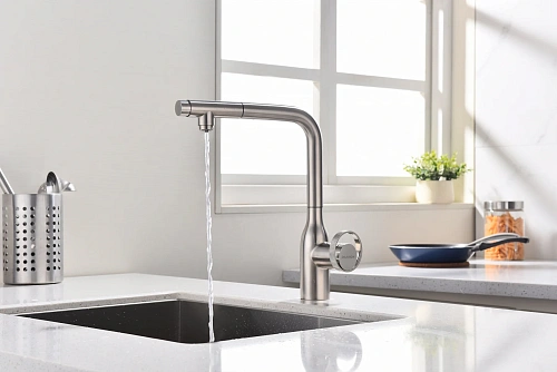 Смеситель для кухни Paulmark URBAN Ur213104-BS брашированная сталь Смеситель для кухни Paulmark URBAN Ur213104-BS брашированная сталь