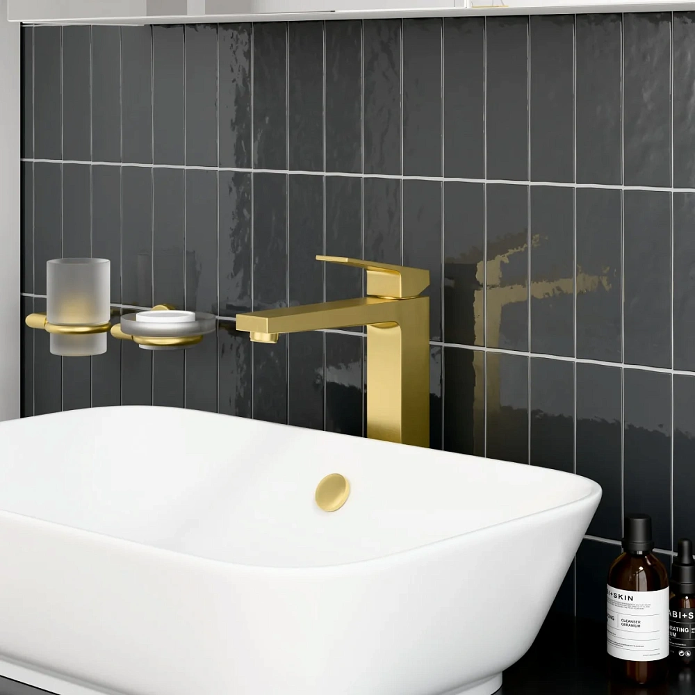 Смеситель для раковины VitrA Minimax Square A4372425EXP брашированное золото — Изображение 6