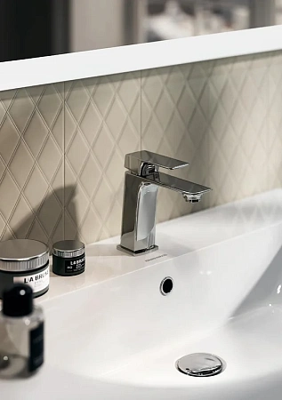 Смеситель для раковины Kerama Marazzi Fioretto V2CR205KM хром Смеситель для раковины Kerama Marazzi Fioretto V2CR205KM хром