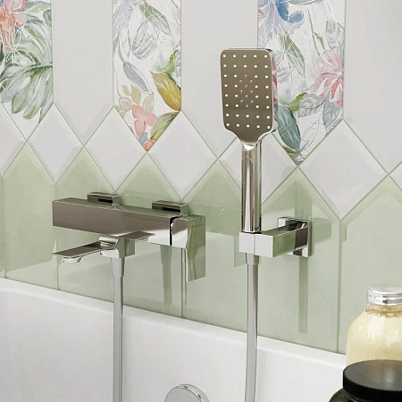 Смеситель для ванны Kerama Marazzi Fioretto V2CR105KM хром Смеситель для ванны Kerama Marazzi Fioretto V2CR105KM хром