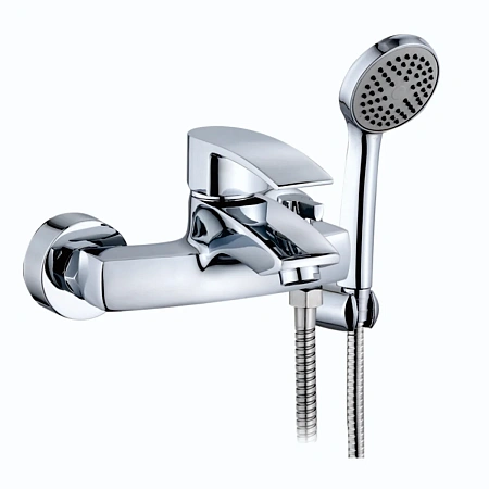 Смеситель для ванны D-Lin D130365 хром Смеситель для ванны D-Lin D130365 хром