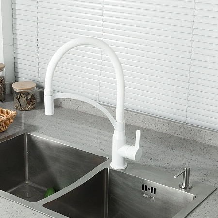Смеситель для кухни FRAP F4552-8 с гибким изливом, белый Смеситель для кухни FRAP F4552-8 с гибким изливом, белый