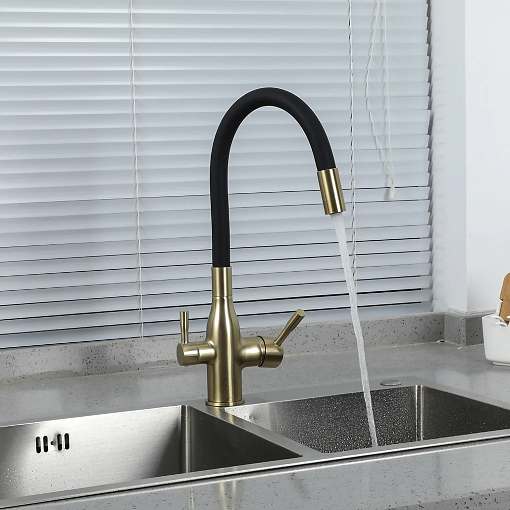 Смеситель для кухни FRAP F4396-3 с гибким изливом и подключением фильтра, золотой сатин — Изображение 7