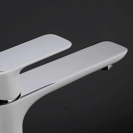 Смеситель для раковины Gappo G1048-2 белый/хром Смеситель для раковины Gappo G1048-2 белый/хром