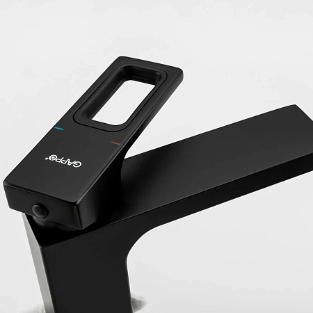 Смеситель для раковины Gappo G1017-6 черный Смеситель для раковины Gappo G1017-6 черный