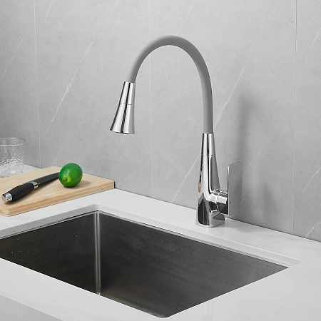 Смеситель для кухни Haiba HB73823 с гибким изливом, хром Смеситель для кухни Haiba HB73823 с гибким изливом, хром