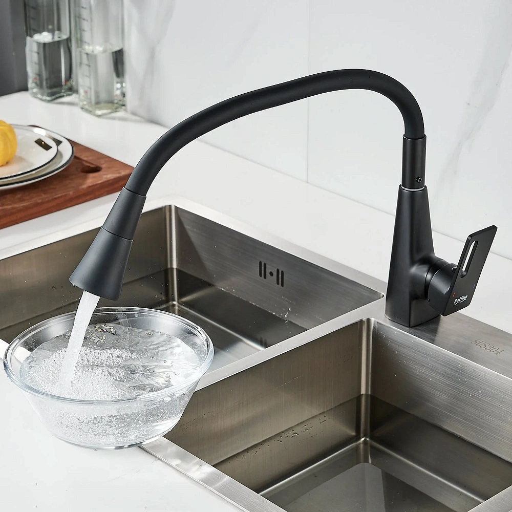 Смеситель для кухни Raffine F313H-3 с гибким изливом, черный — Изображение 14