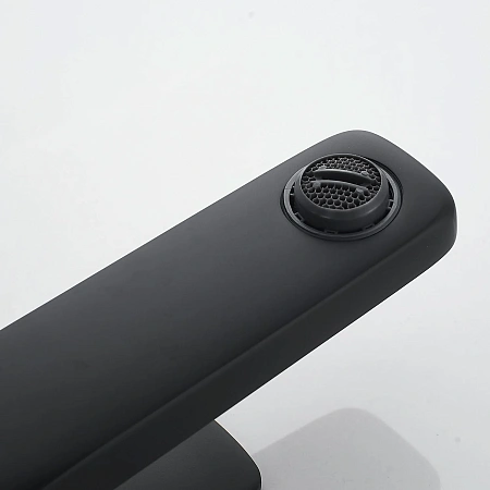 Смеситель для раковины Raffine F0199H черный Смеситель для раковины Raffine F0199H черный