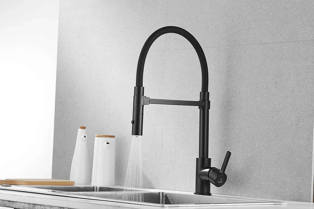 Смеситель для кухни Rose R133H черный — Изображение 7