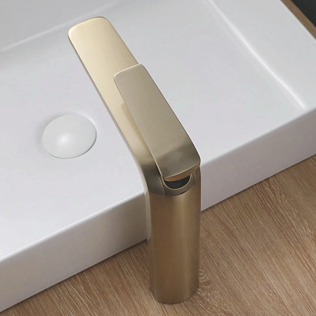 Смеситель для раковины Rose R3911G золотой сатин Смеситель для раковины Rose R3911G золотой сатин