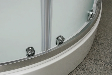 Душевой уголок BelBagno UNO-195-R-2-90-P-Cr 900x900 мм Душевой уголок BelBagno UNO-195-R-2-90-P-Cr 900x900 мм