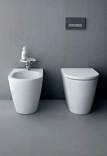 Биде напольное Laufen Kartell by Laufen 3233.1 (8.3233.1.000.302.1) Биде напольное Laufen Kartell by Laufen 3233.1 (8.3233.1.000.302.1)