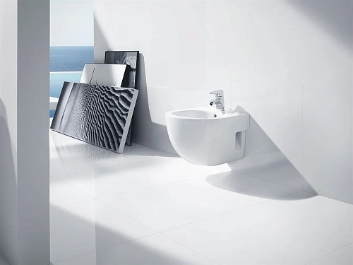 Биде подвесное Roca Meridian 357246000 Биде подвесное Roca Meridian 357246000