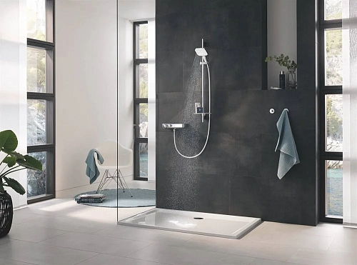 Душевая лейка Grohe Rainshower Smartactive Cube 130 26582LS0 Душевая лейка Grohe Rainshower Smartactive Cube 130 26582LS0