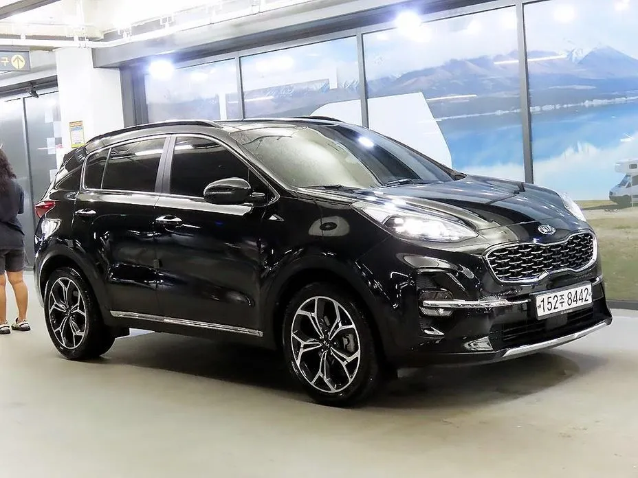 Kia Sportage — фото 1