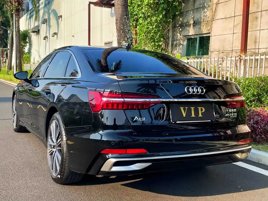 Audi A6L — фото 6