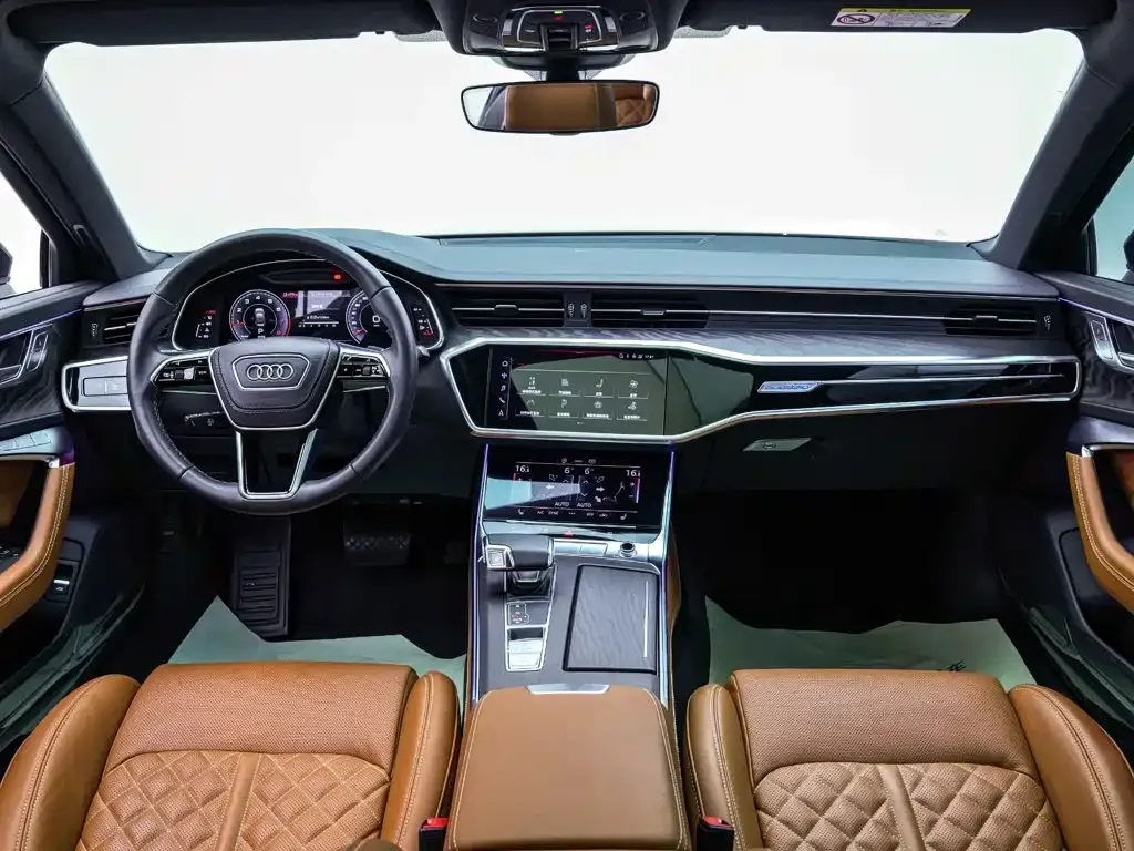 Audi A6L — фото 7