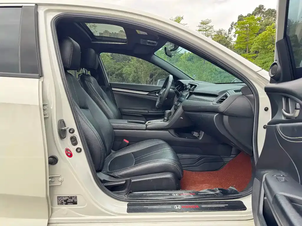 Honda Civic — фото 3