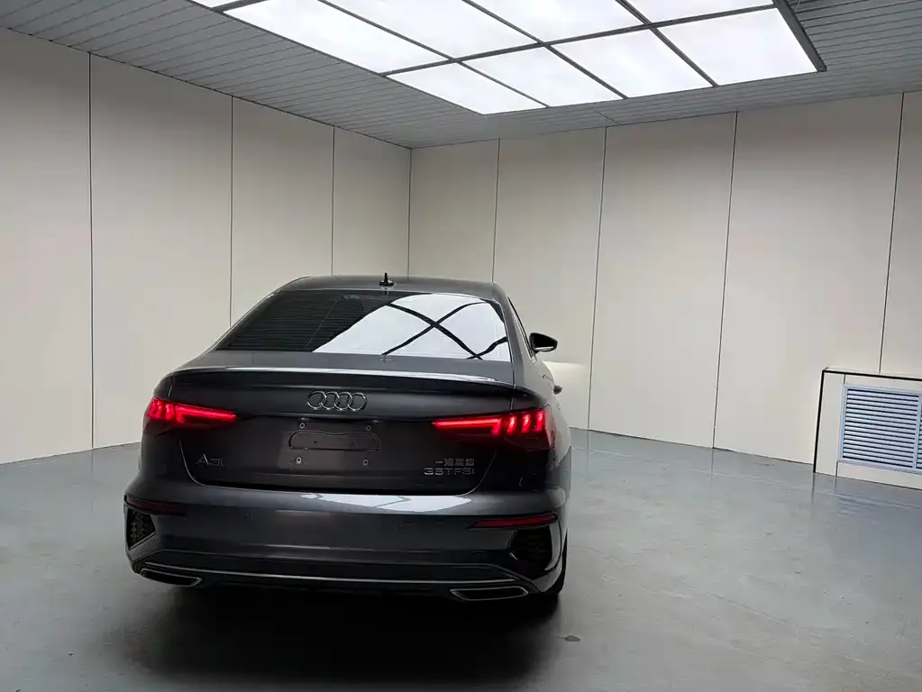 Audi A3 — фото 2