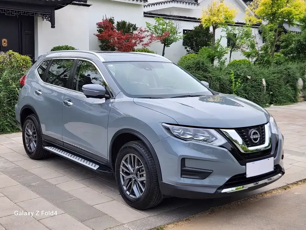 Nissan X-Trail — фото 5