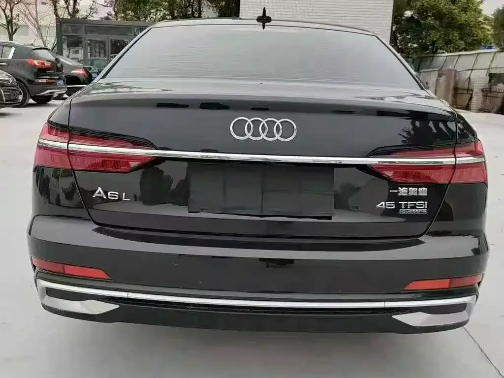 Audi A6L — фото 4
