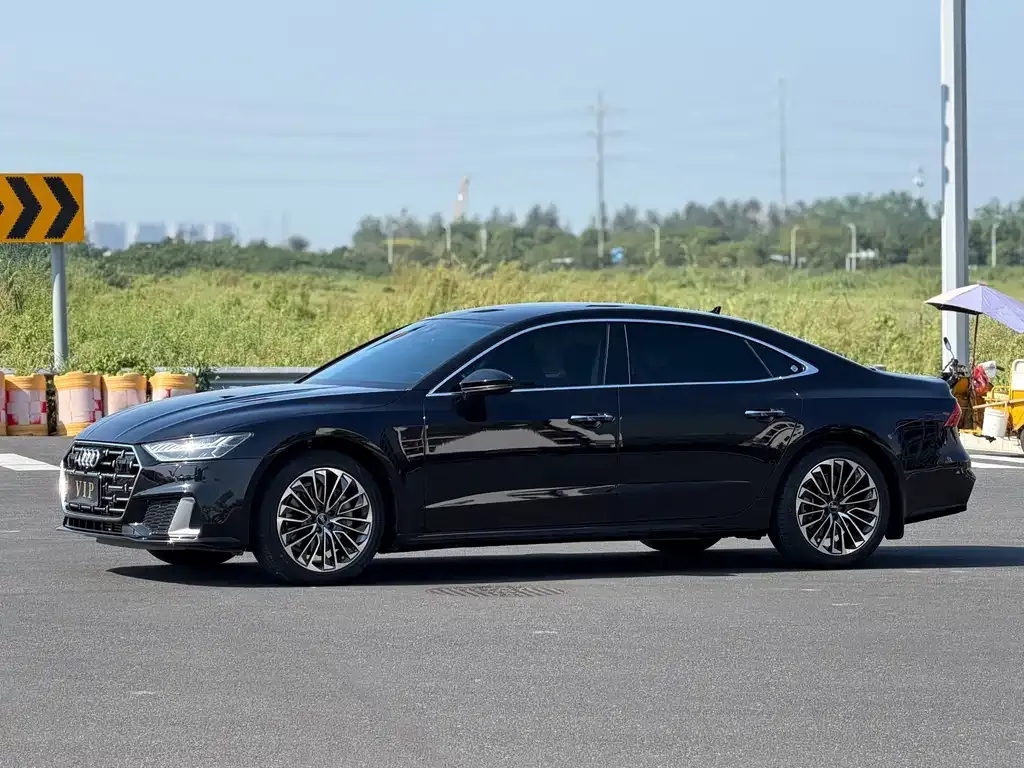 Audi A7L — фото 3