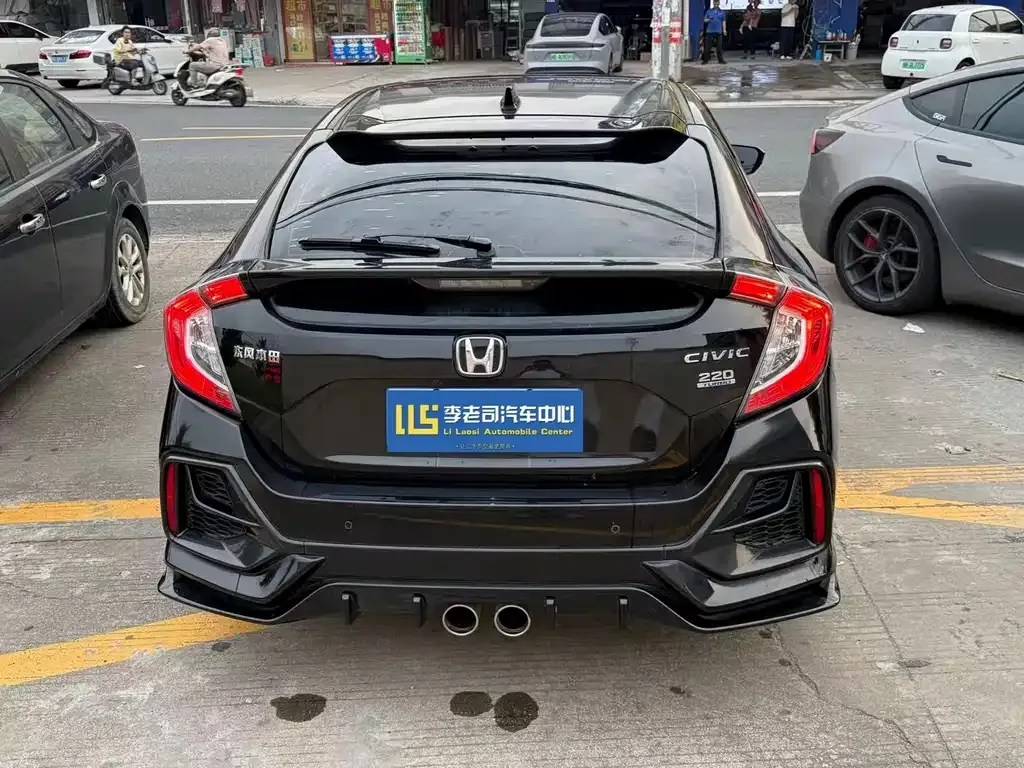 Honda Civic — фото 5