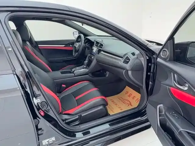 Honda Civic — фото 5