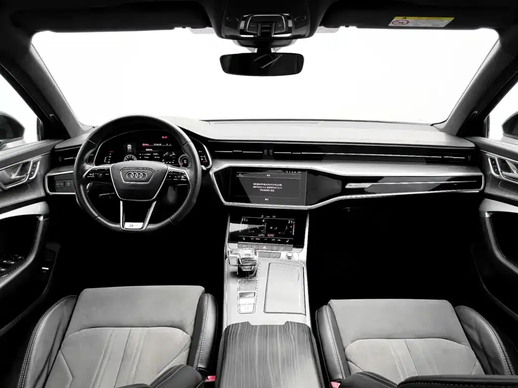 Audi A6L — фото 7