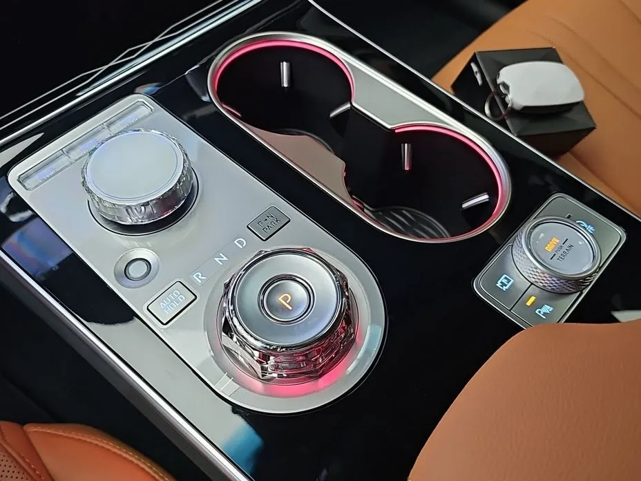 Genesis GV80 — фото 3